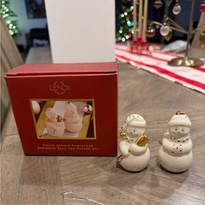 Lenox China Jewels Christmas Snowmen Salt and Pepper Set